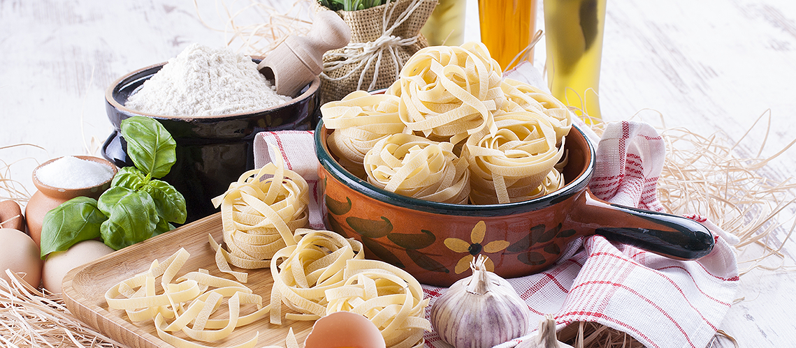 Produse şi savoare din gastronomia mediteraneană.